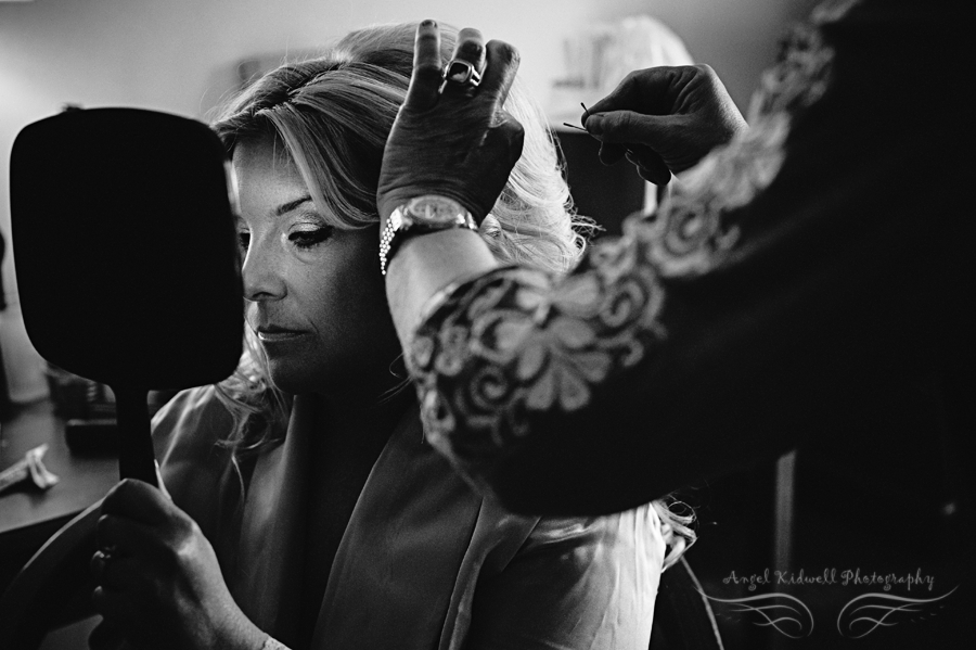 bride getting ready in Pasadena maryland