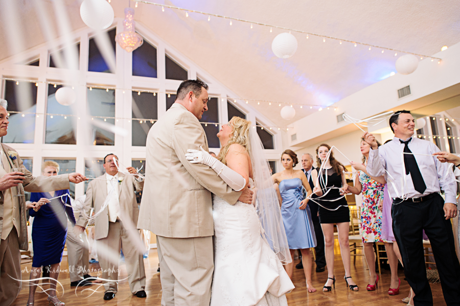 fun Baltimore wedding photographer last dance at celebrations at the bay