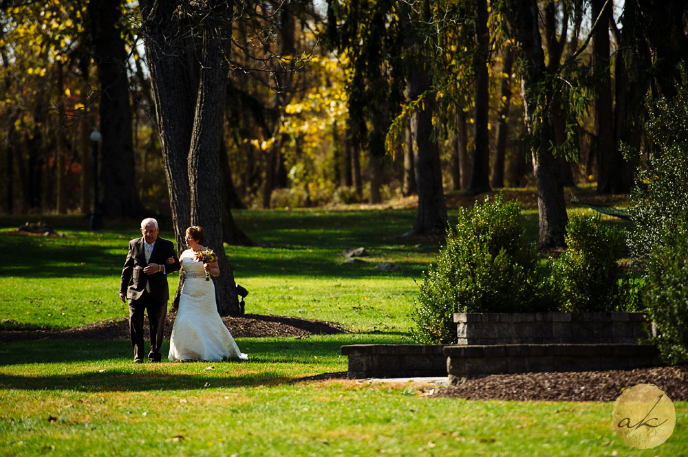 Hillbrook-Inn-ceremony