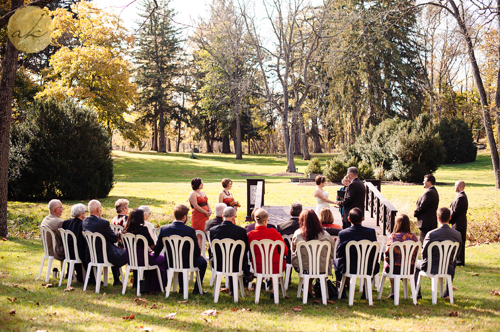 Hillbrook-Inn-ceremony