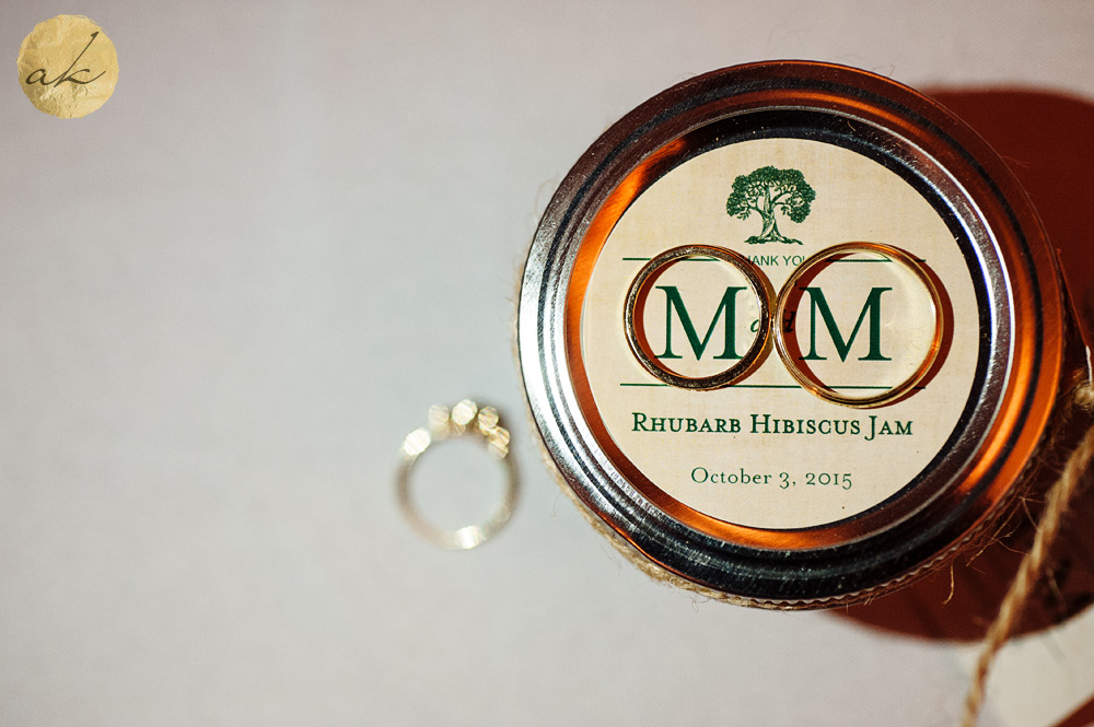 homemade-jam-wedding-favors