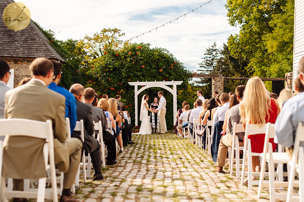 cobblestone-courtyard-lauxmont-farms-wedding045