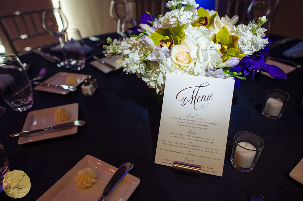 table setting at the Sunset room National harbor wedding