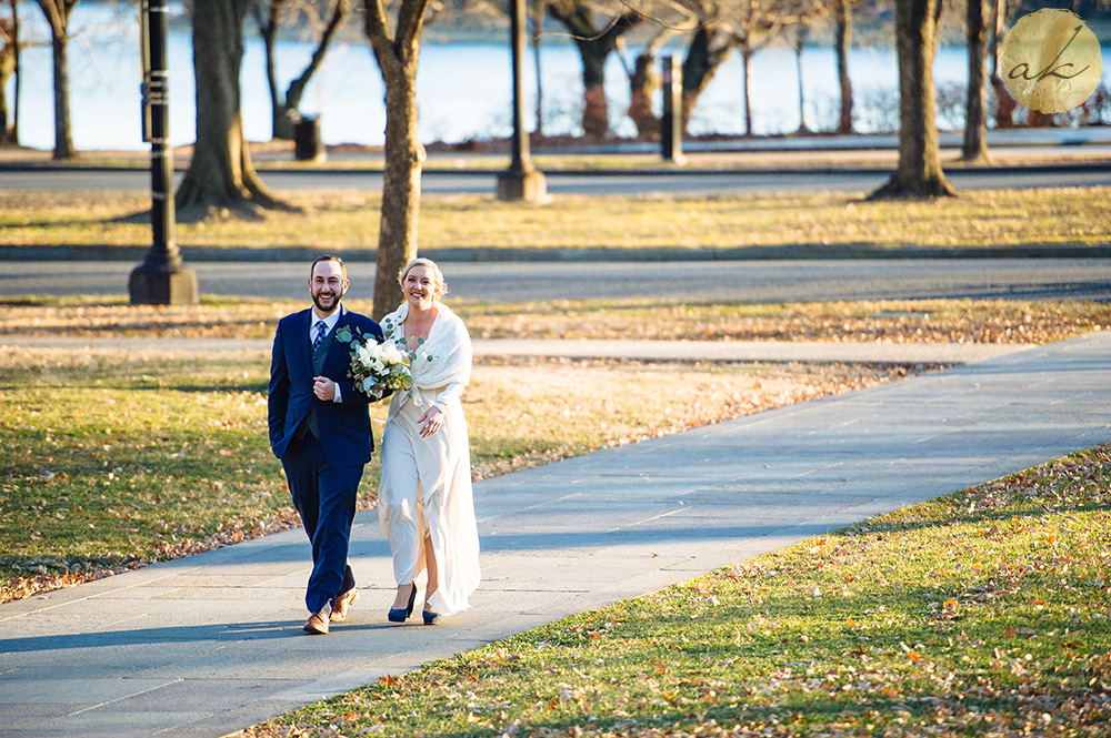 intimate dc war memorial wedding