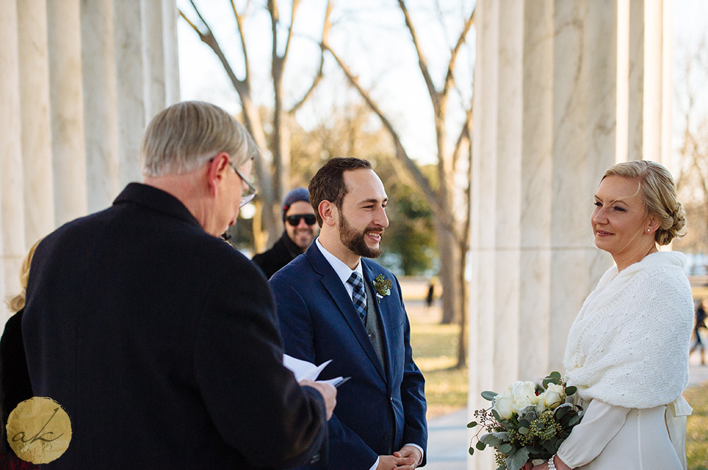 intimate dc war memorial wedding