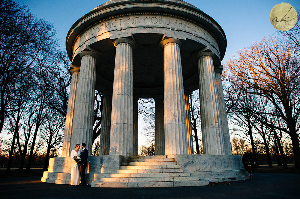 intimate dc war memorial wedding