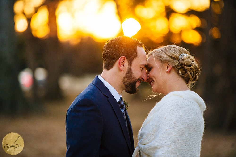 intimate dc war memorial wedding